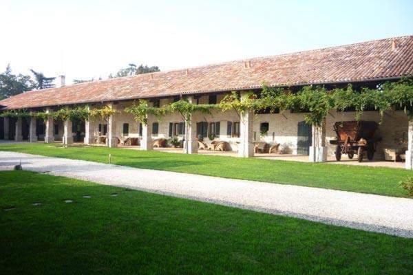 לינה וארוחת בוקר Campo San Martino Tenuta Le Risare מראה חיצוני תמונה